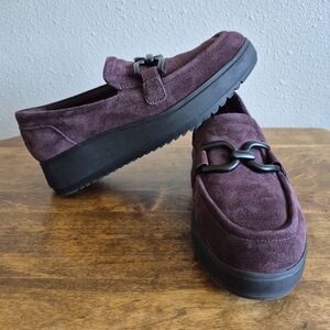 Clarks Collection Womens Suede Wedge Loafers Black Chain Deep Plum Size 7.5